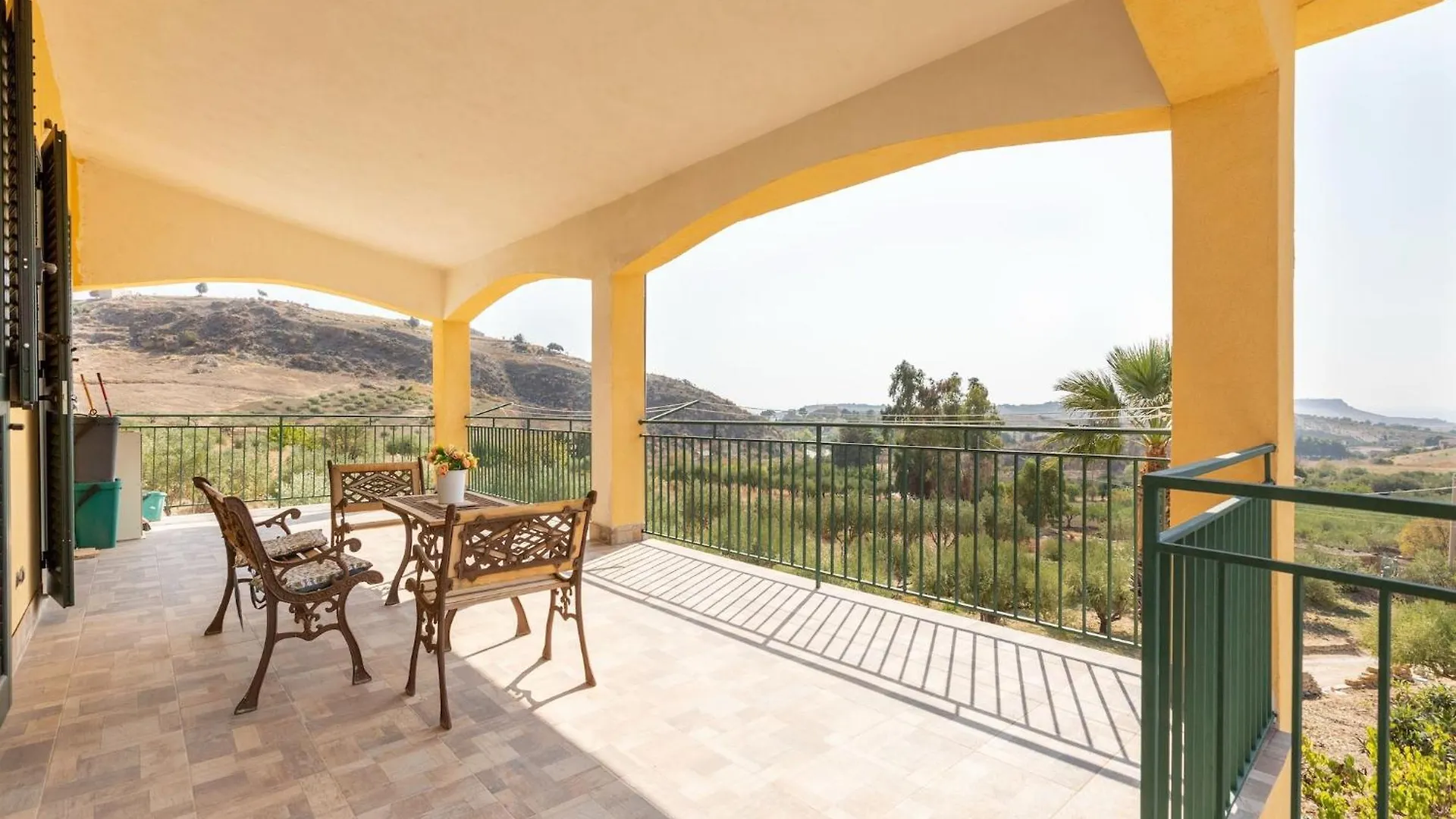 Ravishing Villa In Realmonte With Private Swimming Pool Italy